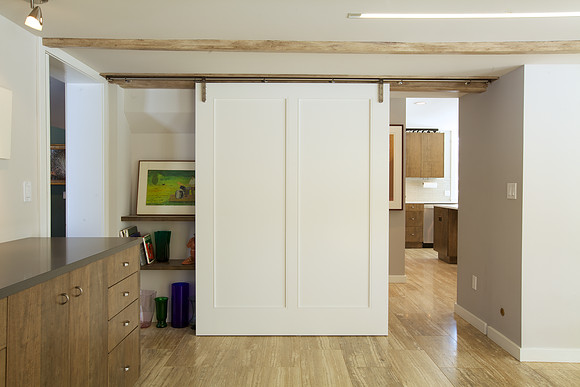 Sliding door detail